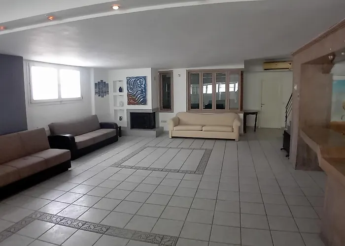 Villa Stef Lux - πολυτελής 8 - 10 ατόμων με εσωτερική πισίνα περιοχή αεροδρομίου - περαίας θεσσαλονίκη
