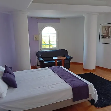 πολυτελησ βιλα 8 - 10 ατομων στην περιοχη αεροδρομιου θεσσαλονικησ Livadaki (Thessaloniki)