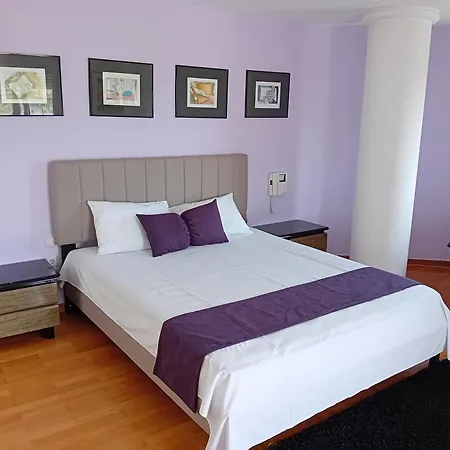 πολυτελησ βιλα 8 - 10 ατομων στην περιοχη αεροδρομιου θεσσαλονικησ